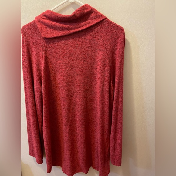 New Directions Cherry Heather Red Cowl neck sweater tunic with buttons sz M NWT - Picture 4 of 5